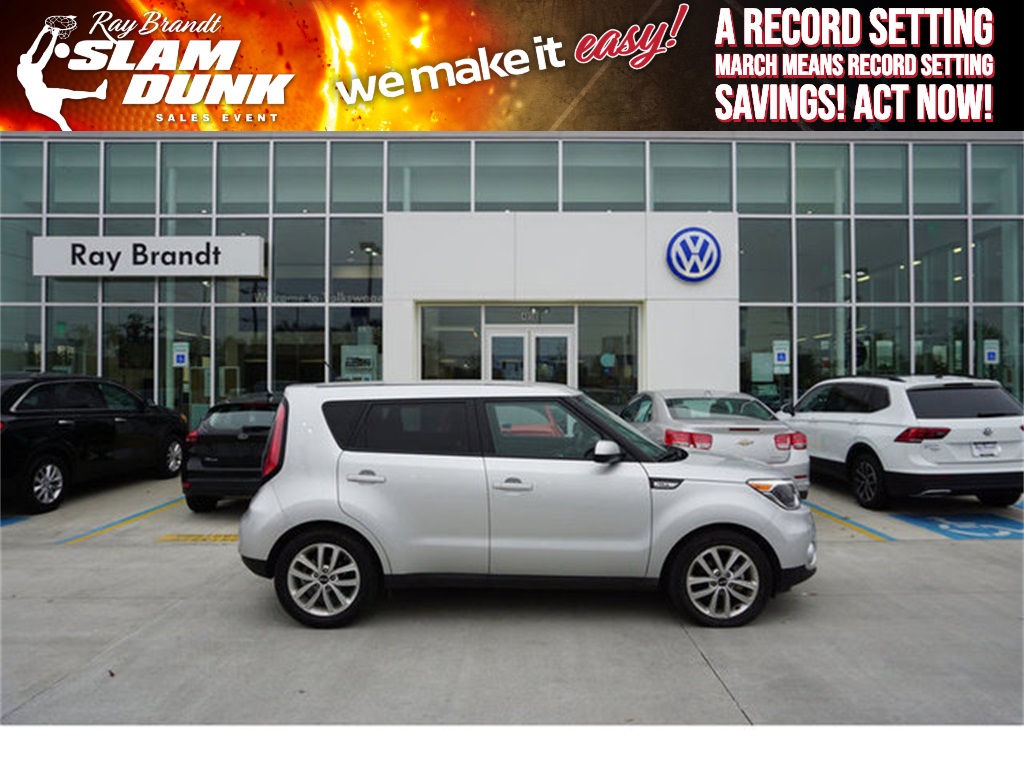 Pre Owned 2017 Kia Soul Plus 4d Hatchback In Harvey Vp320 Ray Pre Owned 2017 Kia Soul Plus